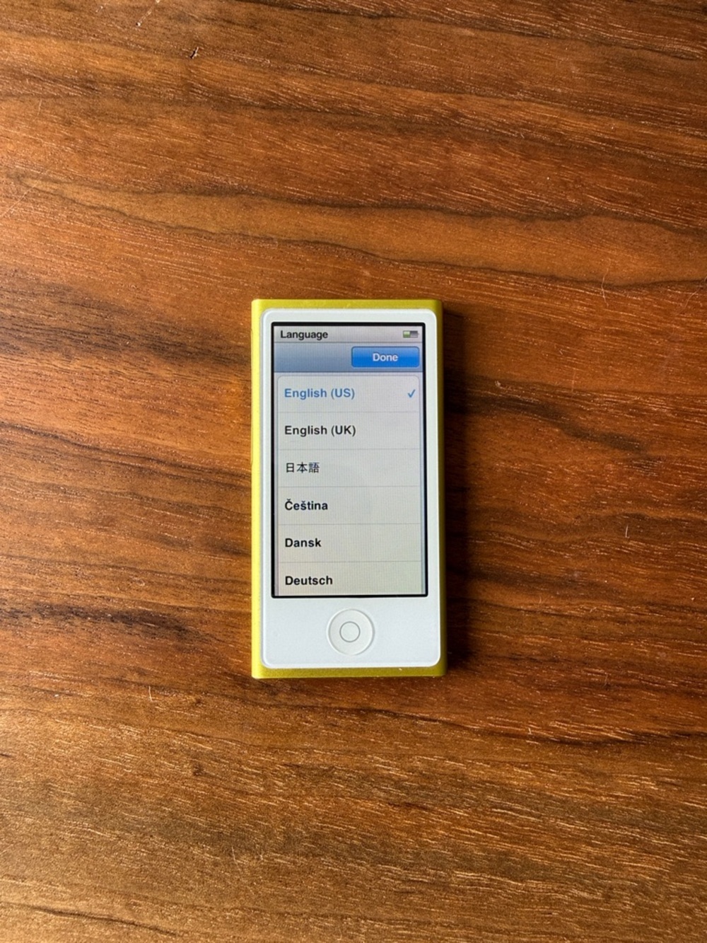 7th gen Apple iPod Nano Yellow 16 GB
